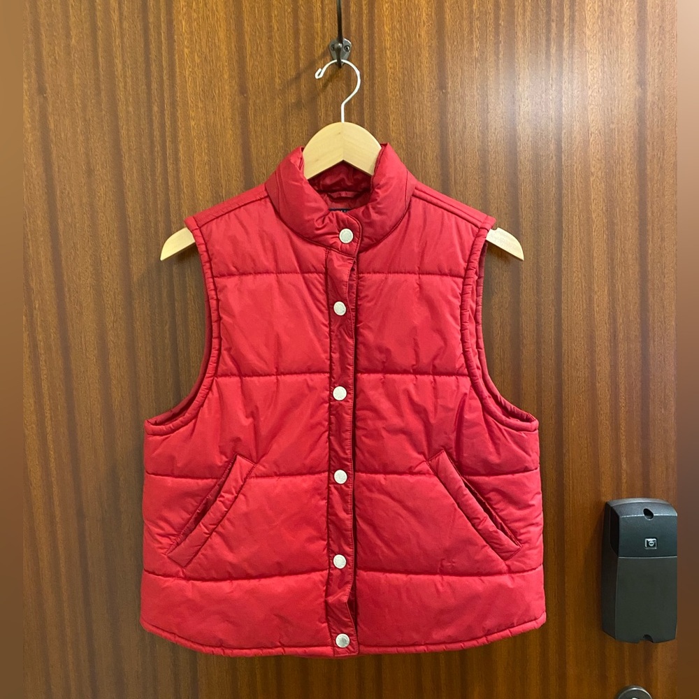Abercrombie and Fitch Puffer Vest